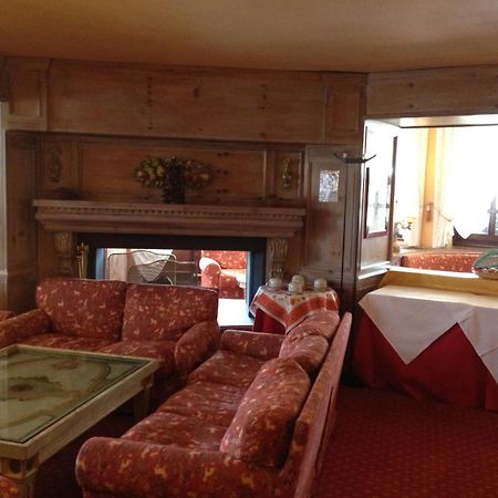 Rta Hotel Catturani Мадонна-ди-Кампильо Экстерьер фото